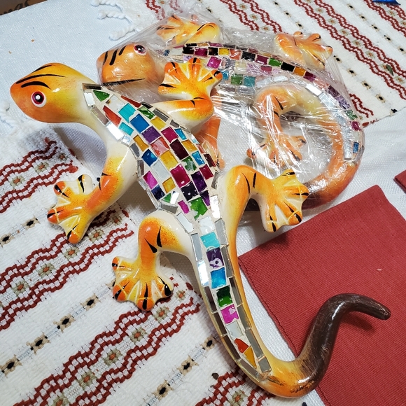 Artisanal Lizards - Picture 2 of 3